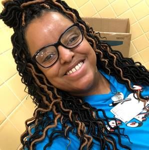 Meet your Posher, Danyalle